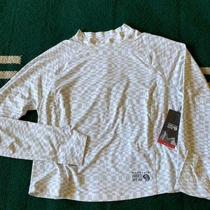 Crater Lake Long Sleeve Crop